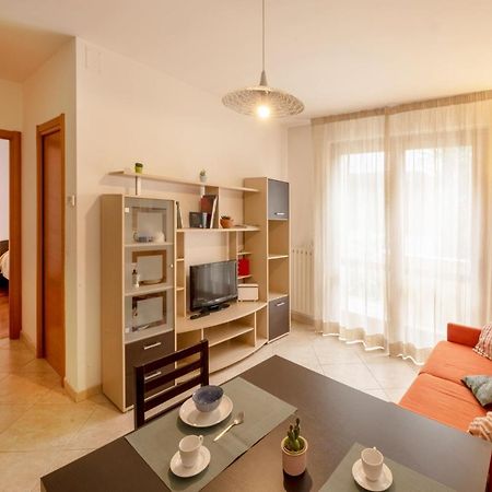 Marina Apartment San Benedetto del Tronto Exterior photo